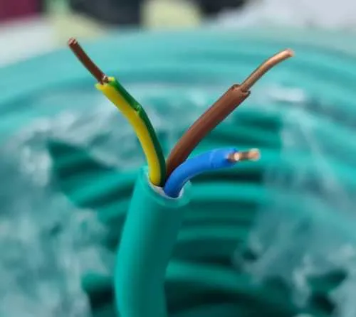 [160024010] כבל חשמל XLPE ירוק 1.5*3